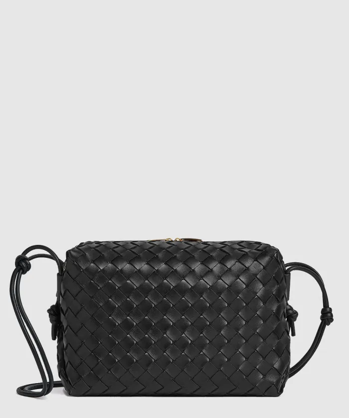 보테가베네타 루프 미듐 카메라백 680256