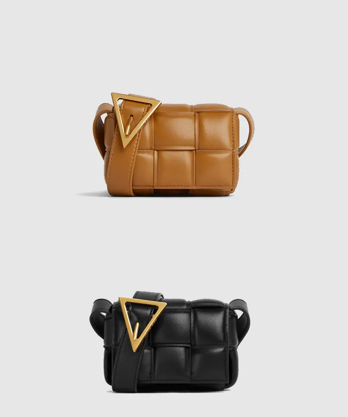 보테가베네타 캔디 패디드 카세트백 716648