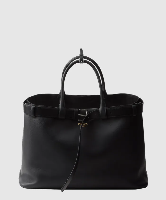 프라다 벨트가 달린 가죽 프라다 버클백 2VG126