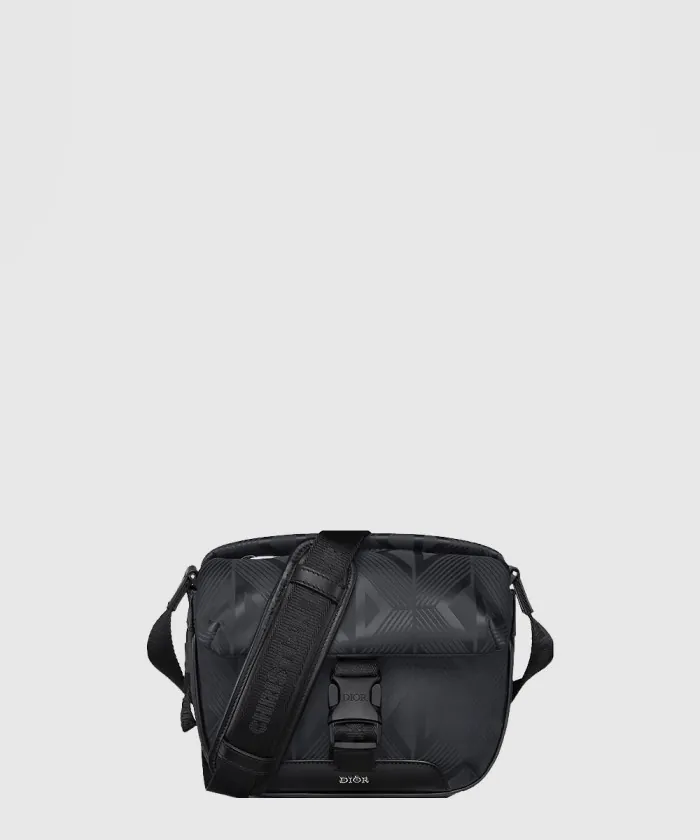 디올 가방 크로스백 메신저백 2ESWS
