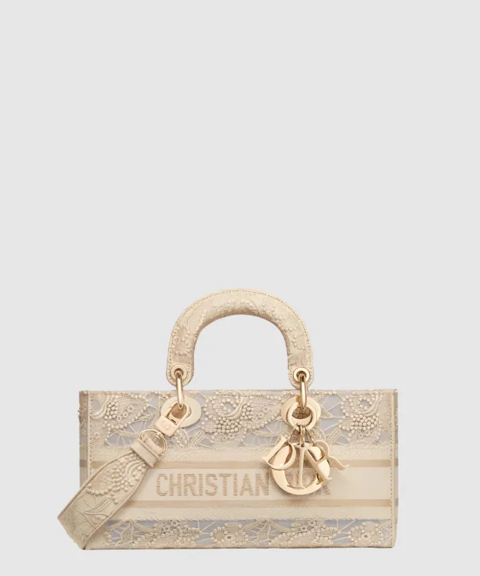 디올 레이디 디조이백 미듐 M0540