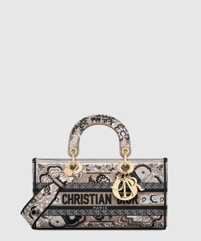 디올 레이디 디조이백 미듐 M0540