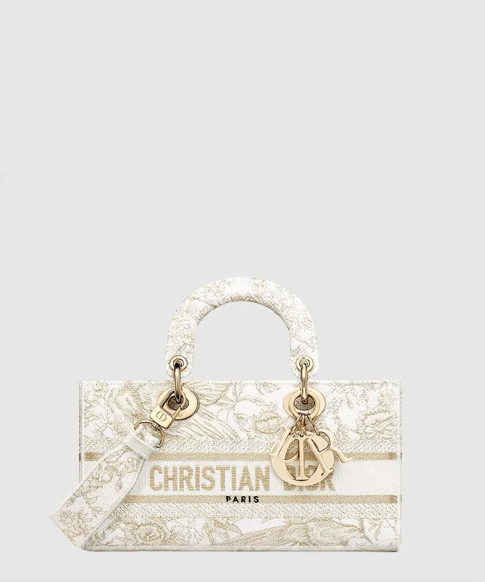 디올 레이디 디조이백 미듐 M0540