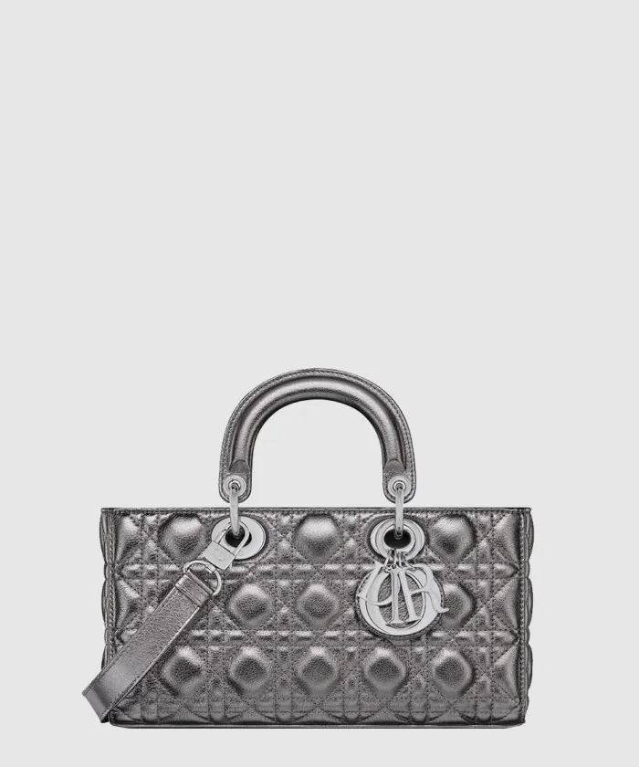 디올 레이디 디조이백 미듐 M0540