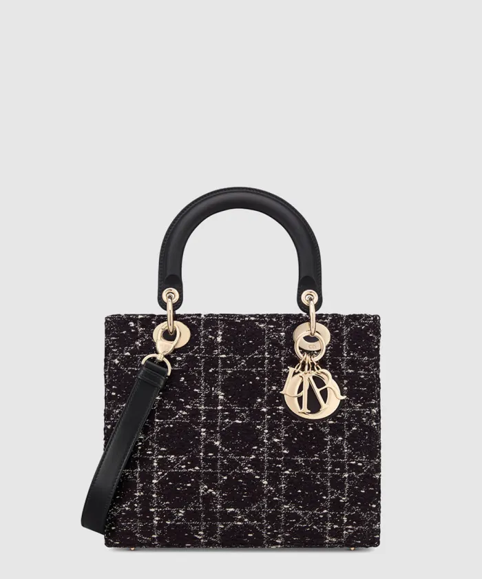 디올 레이디백 디라이트 미듐 M0565