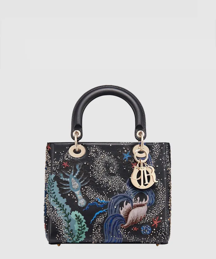 디올 레이디백 디라이트 미듐 M0565