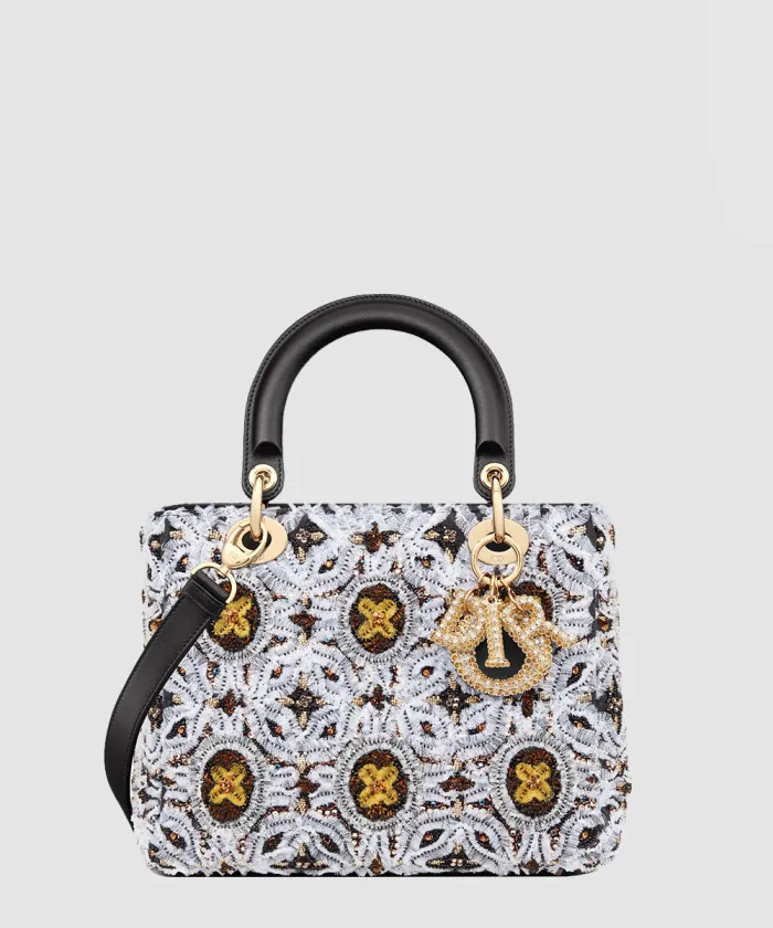 디올 레이디백 램스킨 미듐 M0565